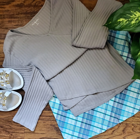 Kim Rogers Tops - EUC - Kim Rogers Top